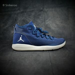 Jordan Reveal Midnight Blue 11.5